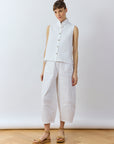 Yaccomaricard Obaru trousers in white - balloon trousers shape.