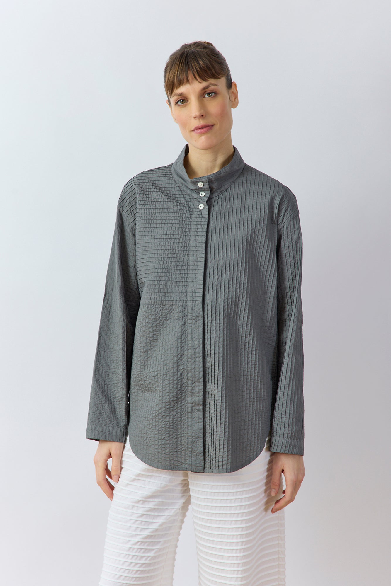 Front view of Nikku Shirt by Yaccomaricard in metal grey, shirt with concealed placket and relaxed fit.