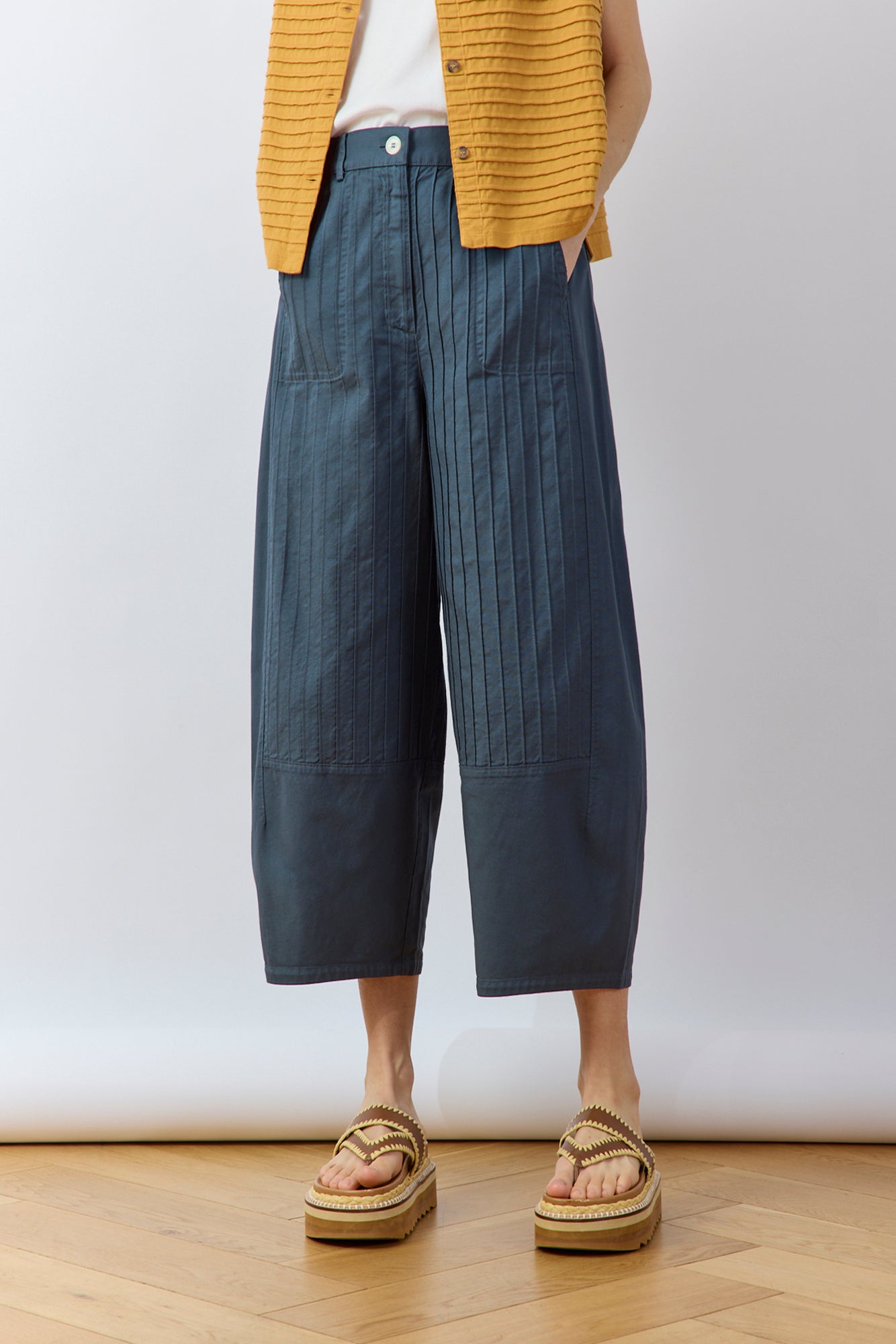 Yaccomaricard Obaru Trousers in stone blue with elasticated waist and side pockets.