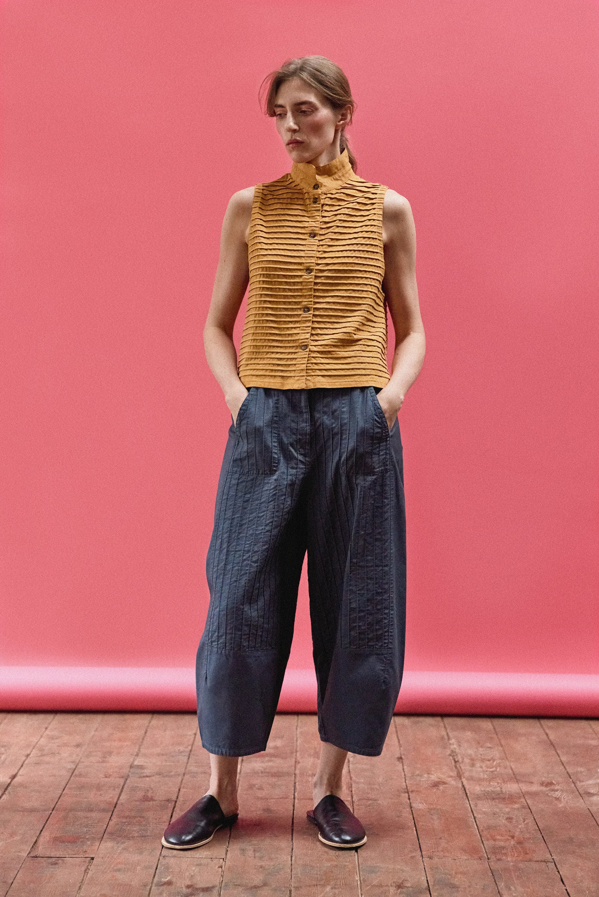 Yaccomaricard Obaru trousers in stone blue - Crafted from soft cotton muraito.