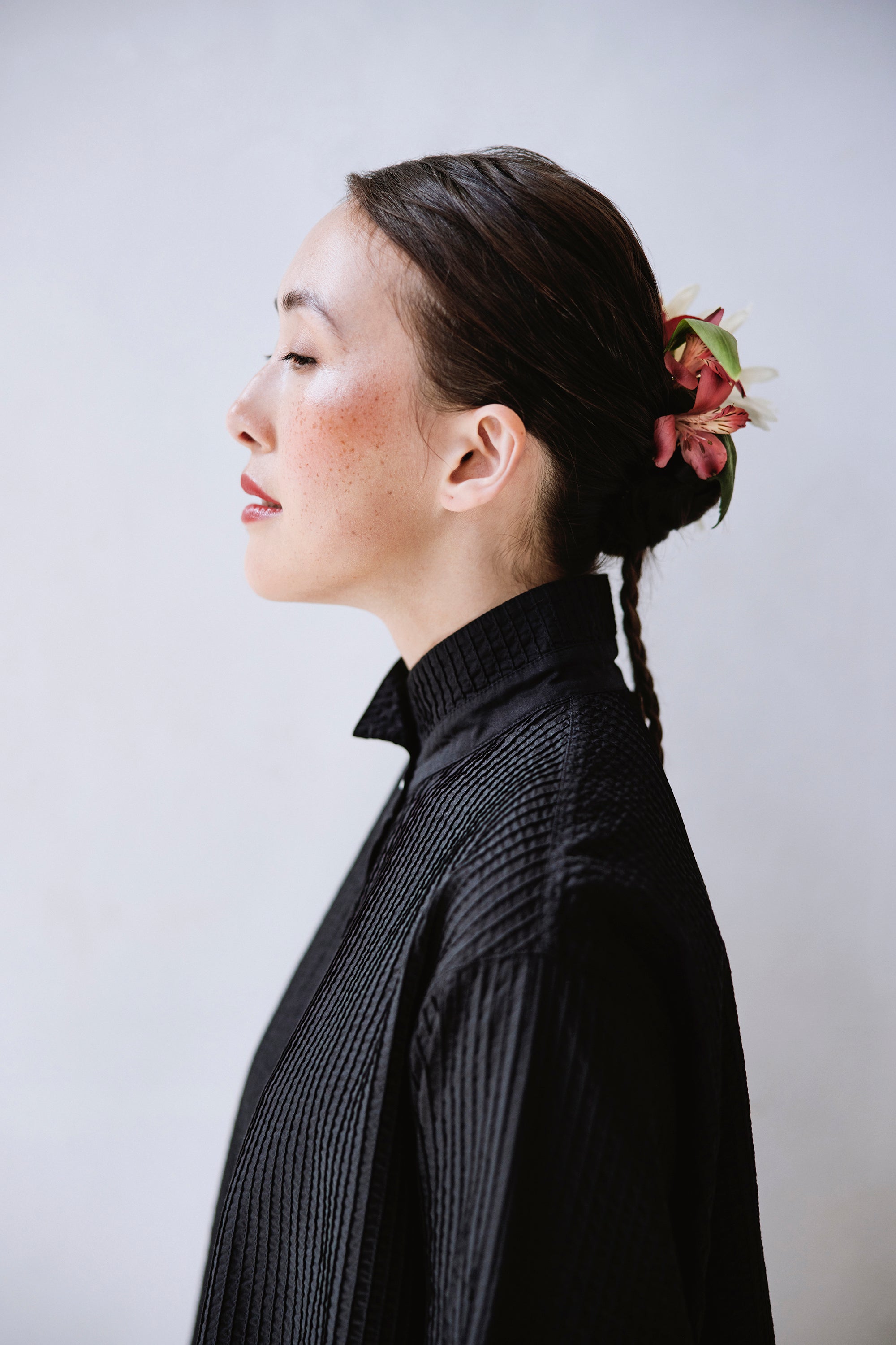Close-up of the short stand-up collar and diagonal pintucks on the Yaccomaricard Classic Tunic Shirt.